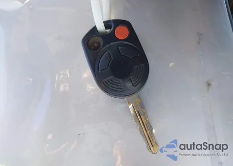 2010 Ford Escape Xlt from USA, damaged, VIN 1FMCU0DGXAKD21912